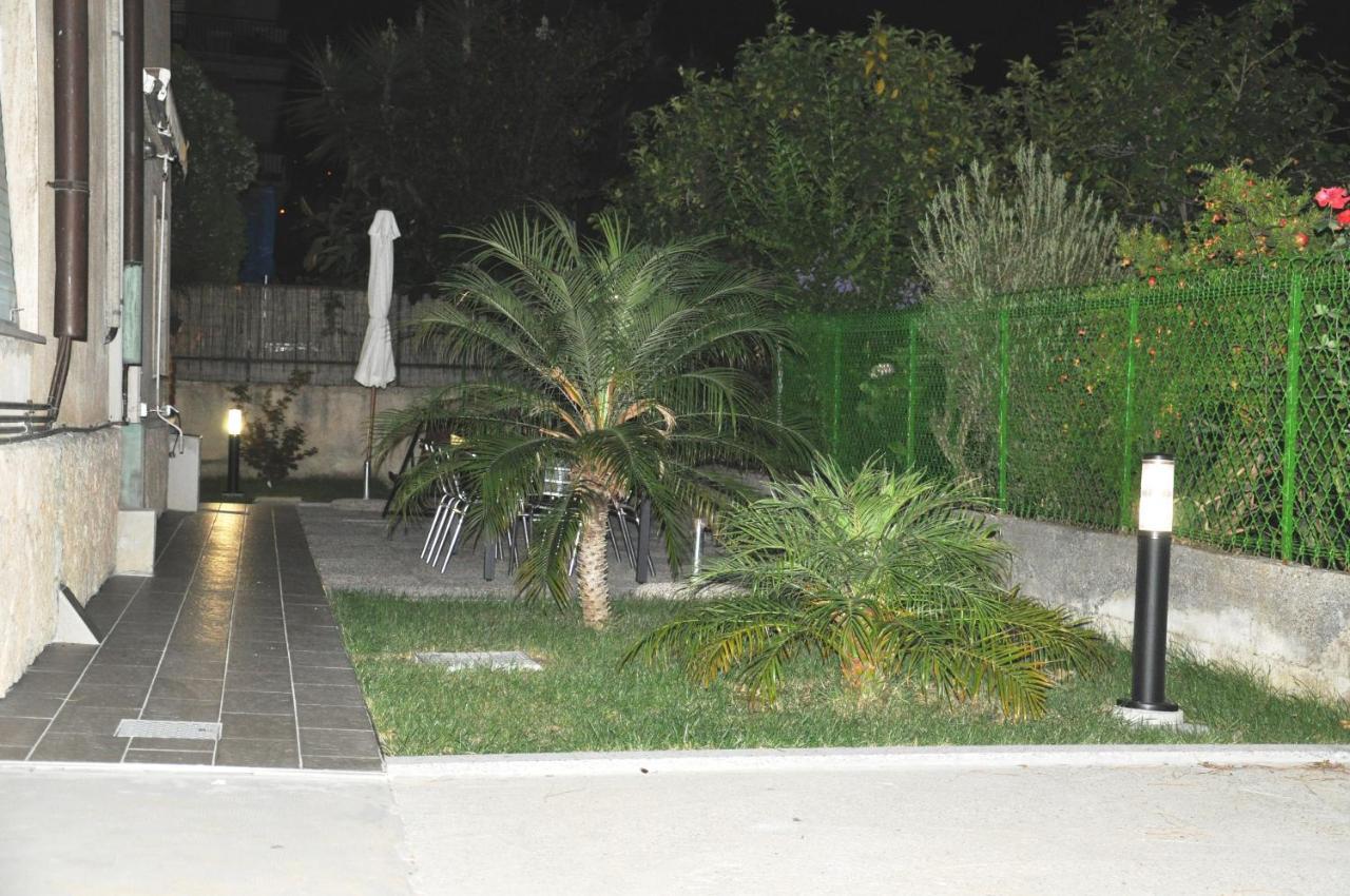 Via Battisti 231 1 Διαμέρισμα Pietra Ligure Εξωτερικό φωτογραφία